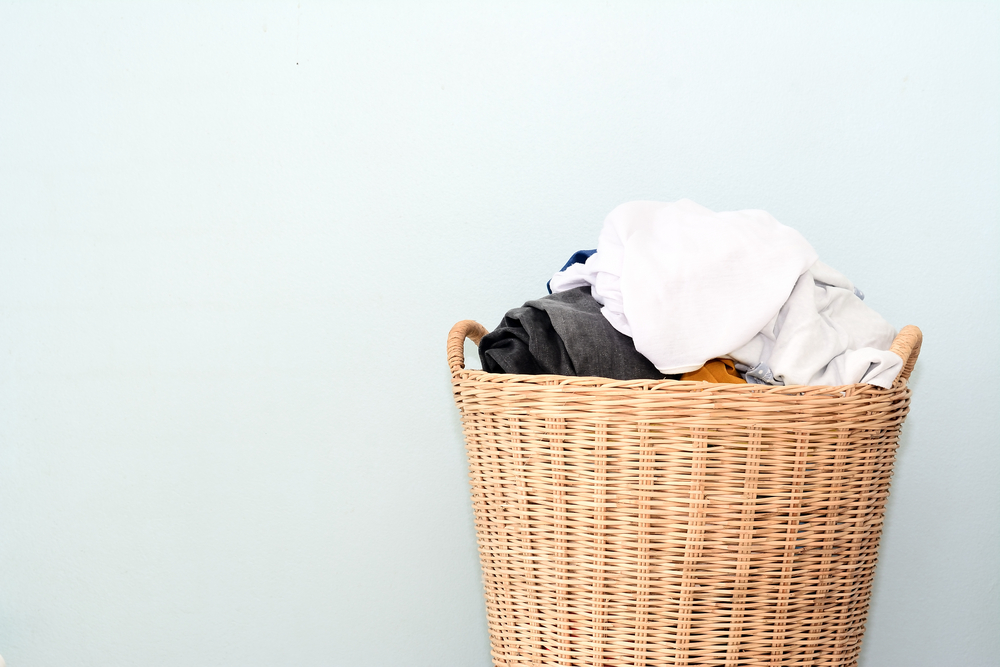 ティッシュと洗濯物を一緒に洗ってしまったら 知っておきたい裏技 家事代行 掃除代行 料理代行の比較 まとめ Life Hugger