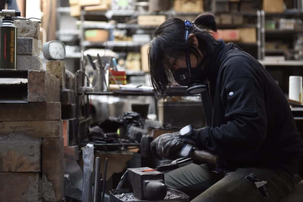 温泉津から始まる、持続可能なものづくり！ 若き鍛冶職人が工房開設へ