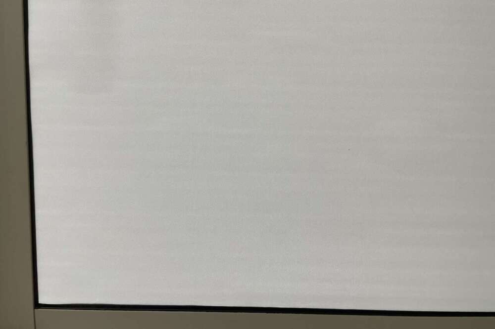 断熱シートをはったあとの窓