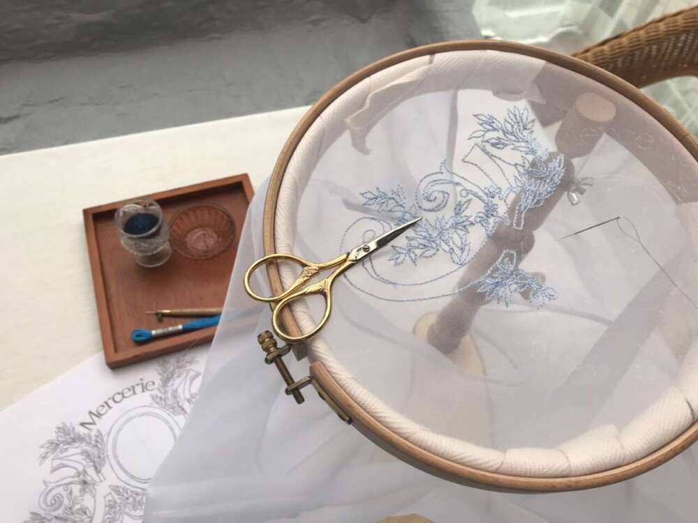 オーガンジーエコバッグ刺繍