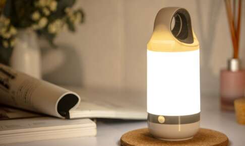 充電式LEDランタンを普段使いしている室内の様子