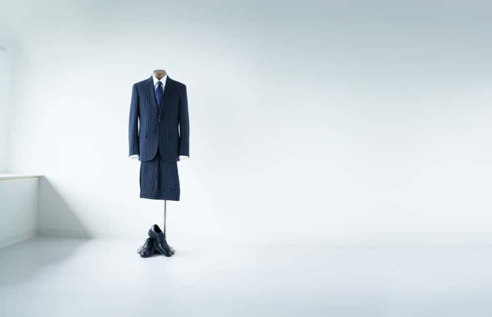 洋服の青山、リサイクルウール使った新スーツ発表。主要300店舗と公式ECサイトで販売中